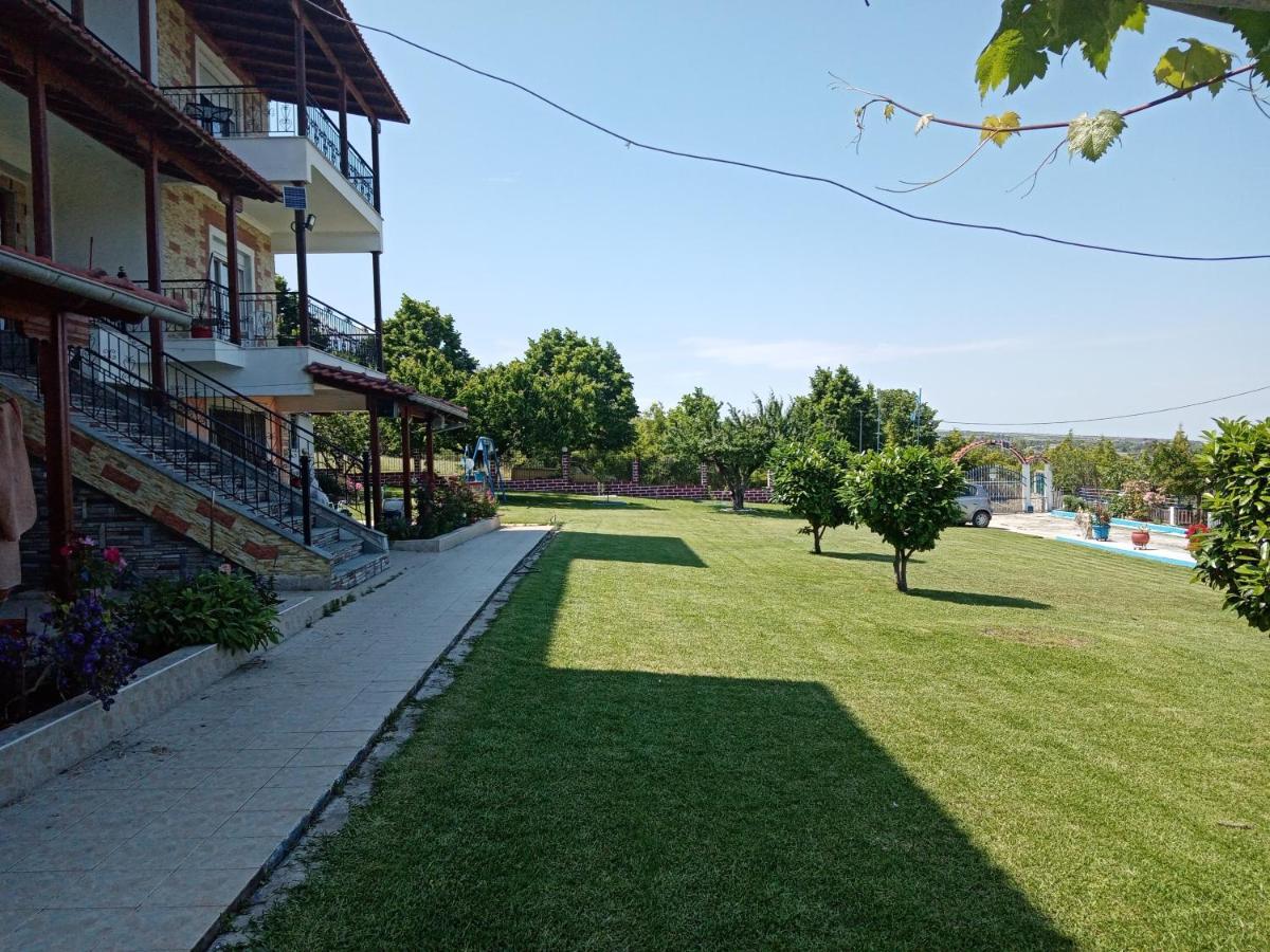 Ferienwohnung Σπιτι Στουσ Προποδεσ Του Ολυμπου Leptokaryá Exterior foto