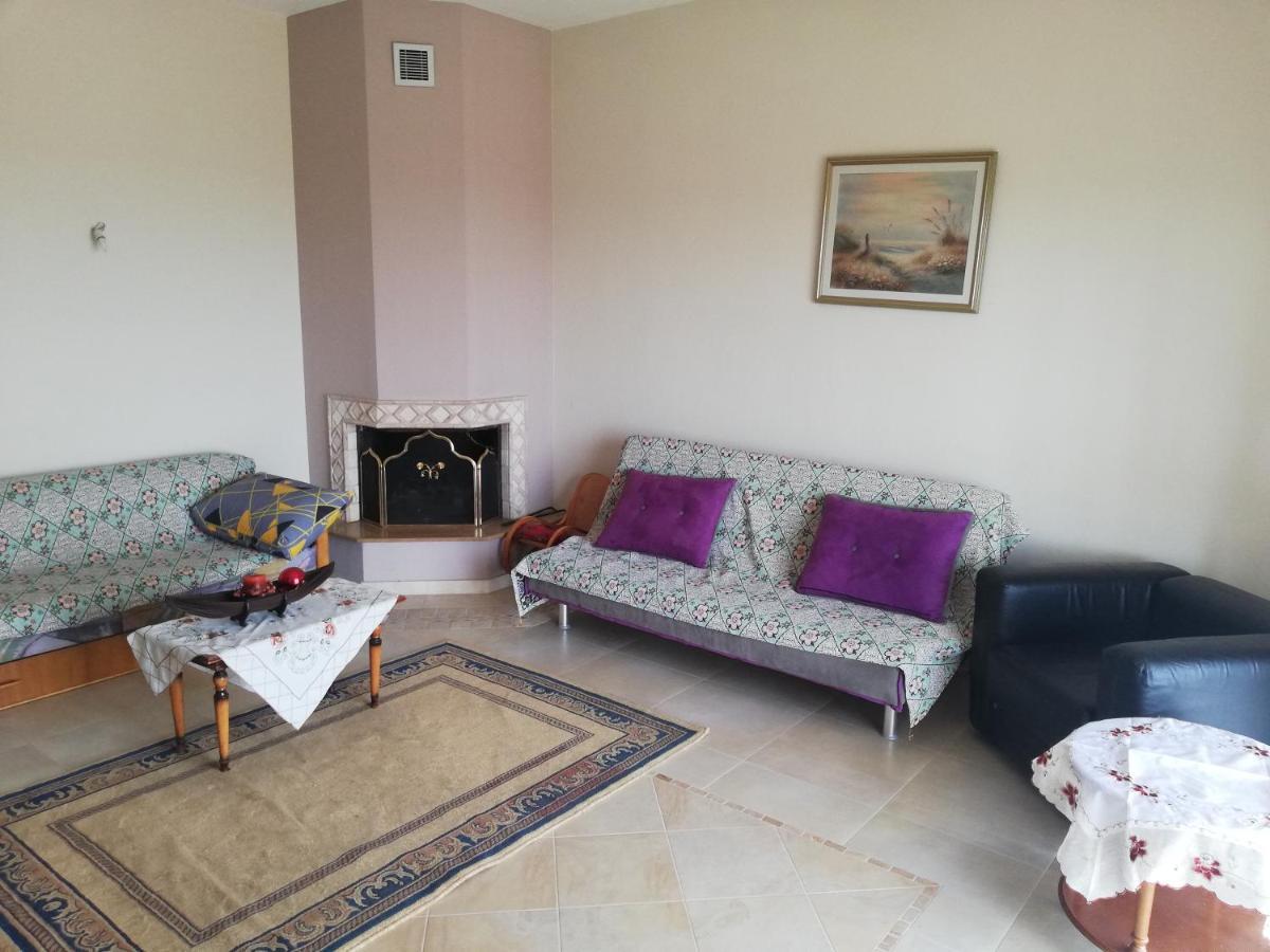 Ferienwohnung Σπιτι Στουσ Προποδεσ Του Ολυμπου Leptokaryá Exterior foto