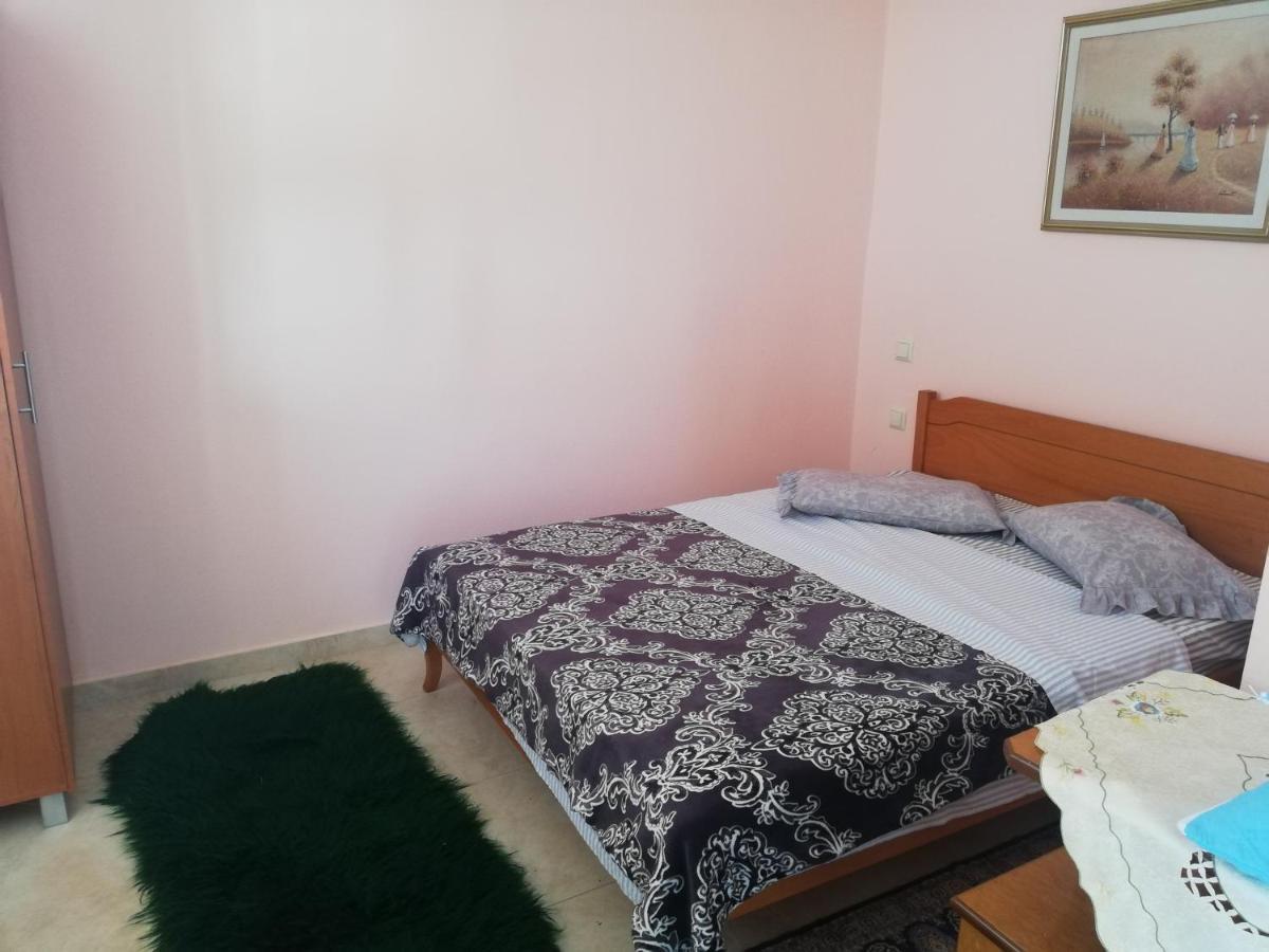 Ferienwohnung Σπιτι Στουσ Προποδεσ Του Ολυμπου Leptokaryá Exterior foto